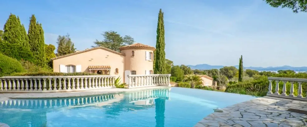 Villa with a pool in southern France