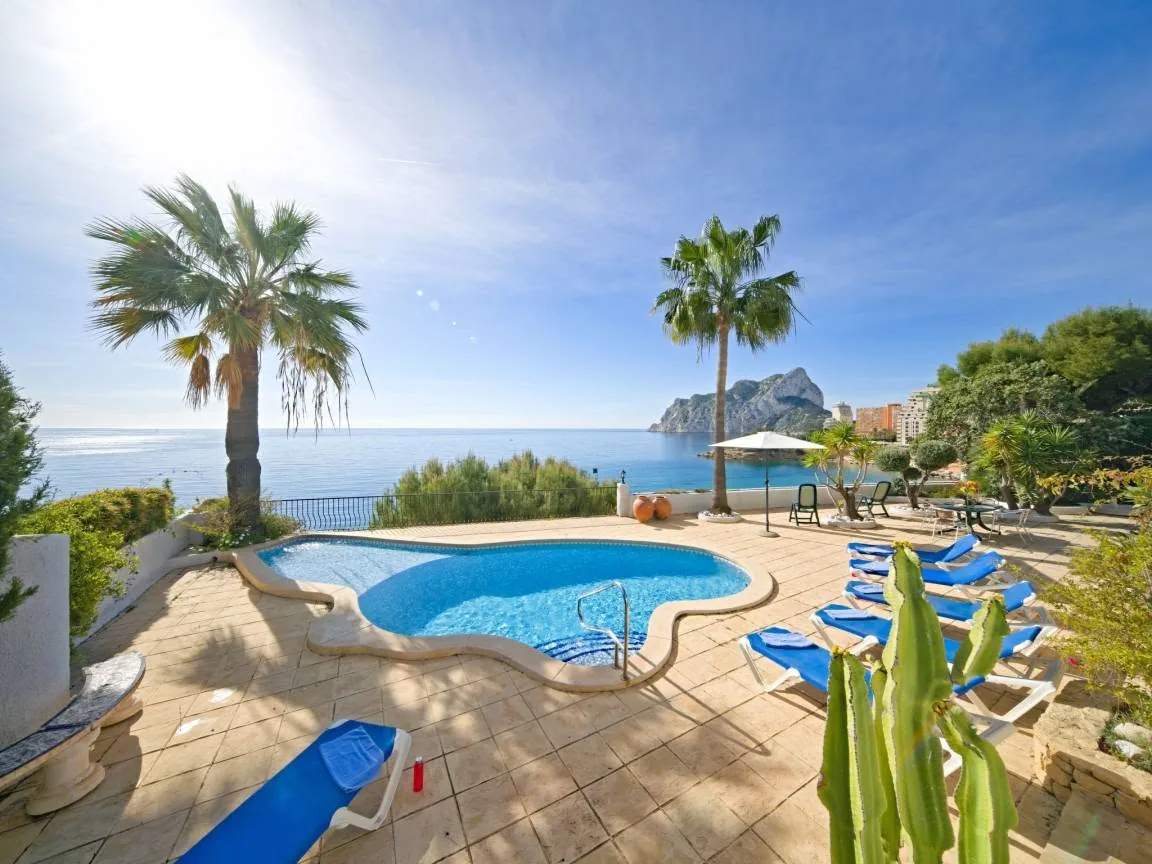 Villa with a pool on the Costa Blanca