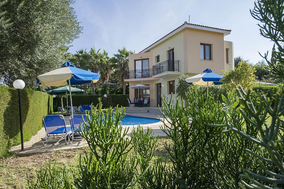 Недвижимость на Кипре: вилла, дом в Полисе №250