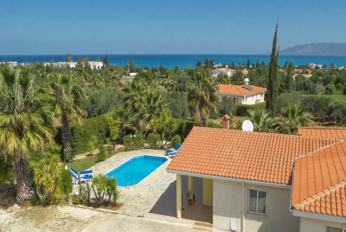 Недвижимость на Кипре: вилла, дом в Полисе №4973