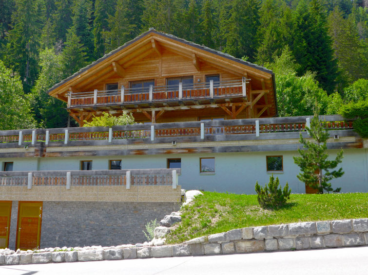 Недвижимость в Швейцарии: шале Кран-Монтана №6978