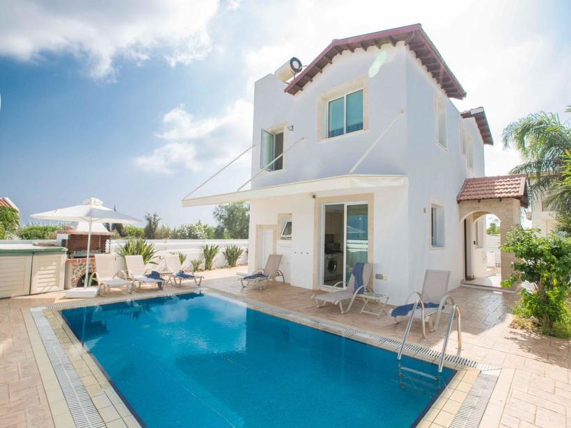 Недвижимость на Кипре: вилла, дом в Протарасе №7794