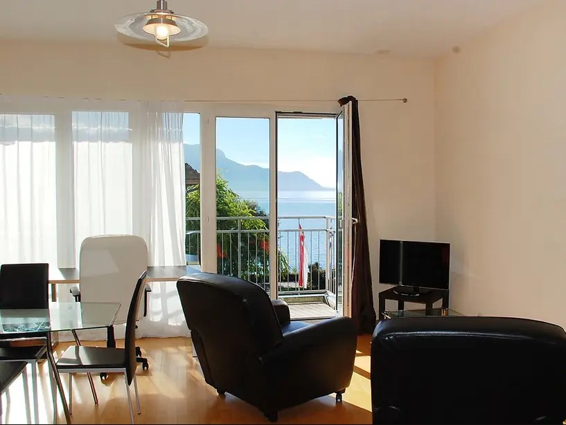Квартира у озера на Женевском озере, в Швейцарии