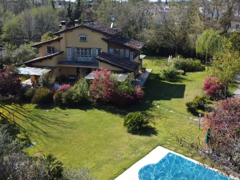 Недвижимость в Италии: вилла, дом в Тоскане на море №8456