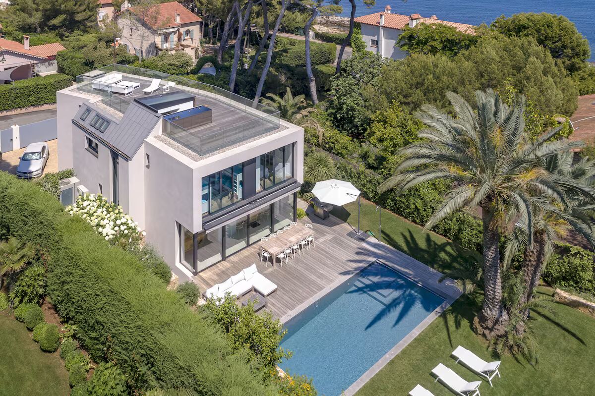 ����� � ���� , 